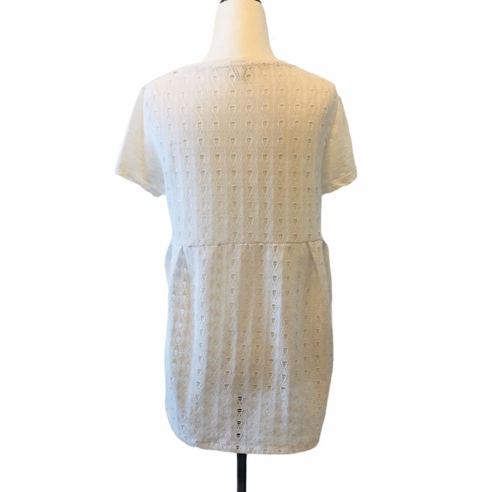 Kismet White Tee Shirt With Crochet Detailing